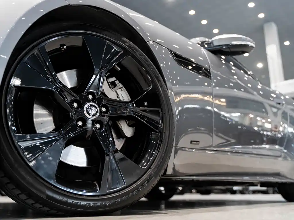 Jaguar Jaguar F-TYPE 2024 P300 75th Anniversary Edition Coupe 2024 - thumbnail 7