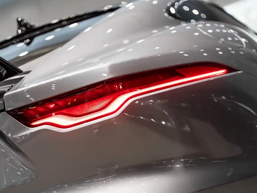 Jaguar Jaguar F-TYPE 2024 P300 75th Anniversary Edition Coupe 2024 - thumbnail 8