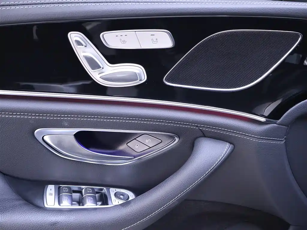 Mercedes-Benz Mercedes-AMG GT 50 4-Door Coupe 2023 - thumbnail 17