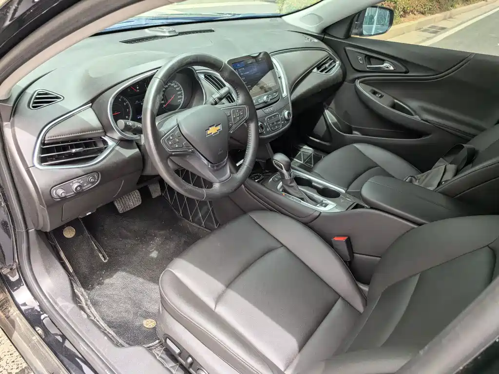 Chevrolet Malibu XL 2023 1.5T Rui Lian Edition 2023 - thumbnail 3
