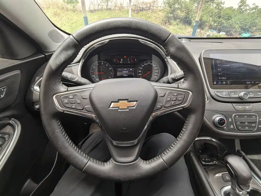 Chevrolet Malibu XL 2023 1.5T Rui Lian Edition 2023 - thumbnail 5