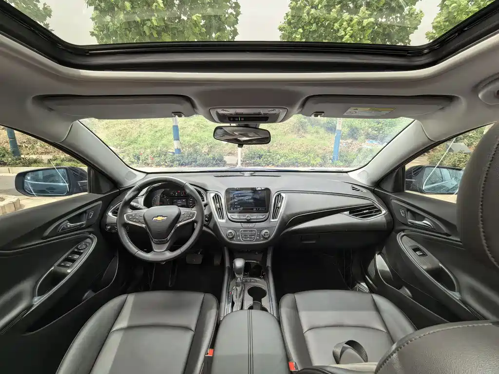 Chevrolet Malibu XL 2023 1.5T Rui Lian Edition 2023 - thumbnail 12