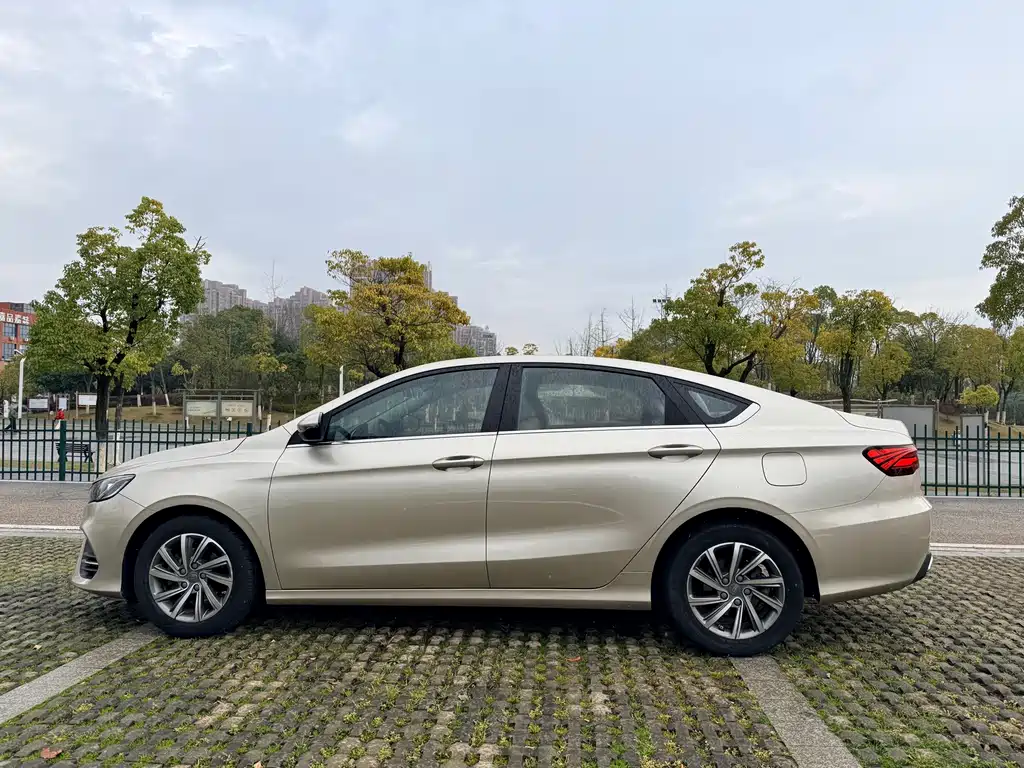 Geely Auto Geely Binrui 2018 14T CVT Binfen Edition 2019 - thumbnail 9