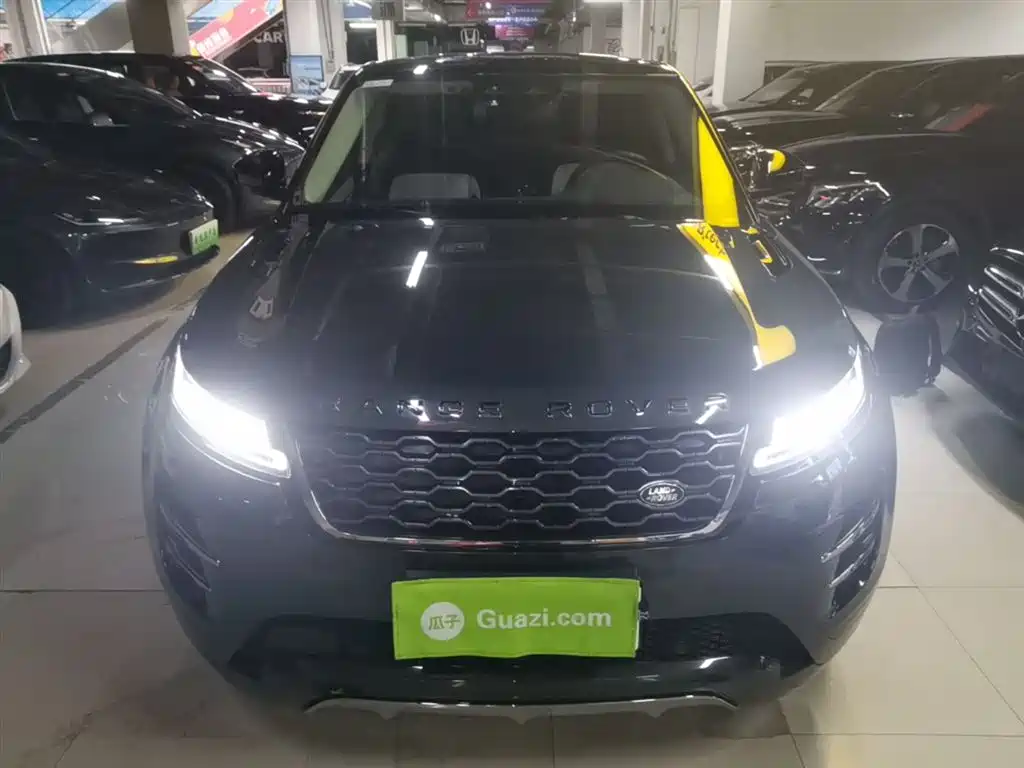 Land Rover Range Rover Evoque L 249PS R-Dynamic First Edition 2021 - thumbnail 3