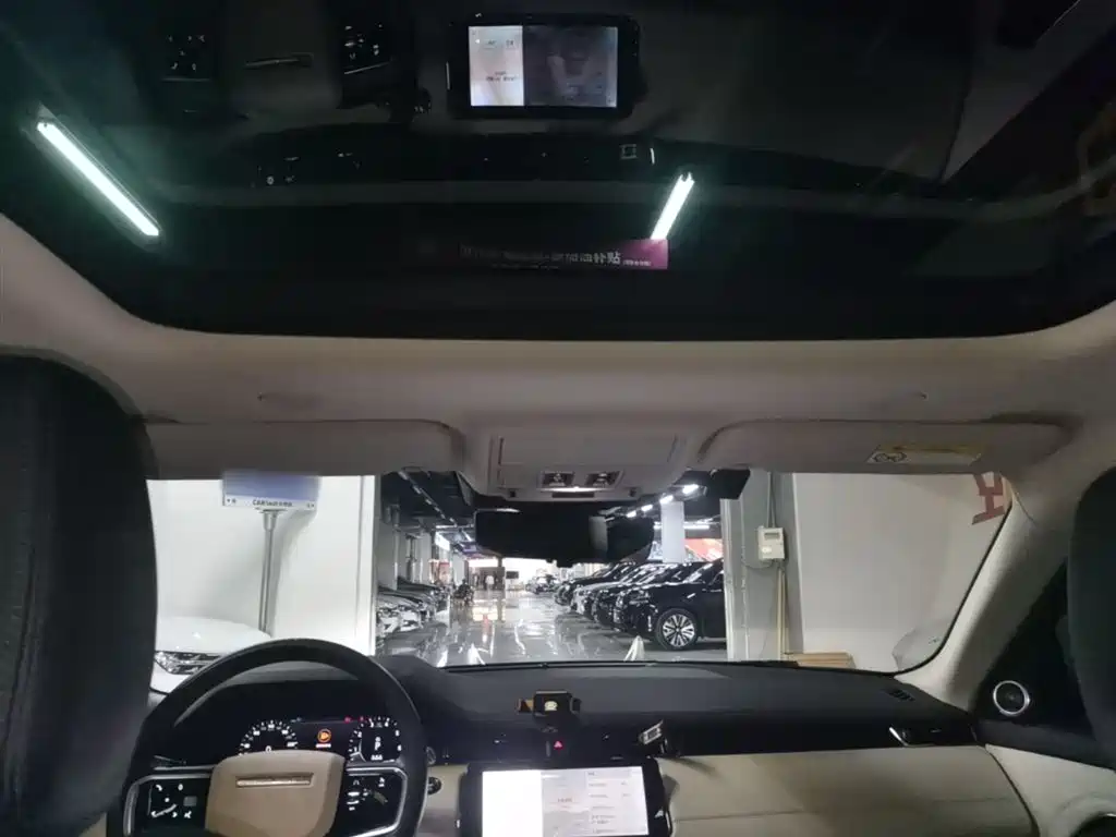 Land Rover Range Rover Evoque L 249PS R-Dynamic First Edition 2021 - thumbnail 18
