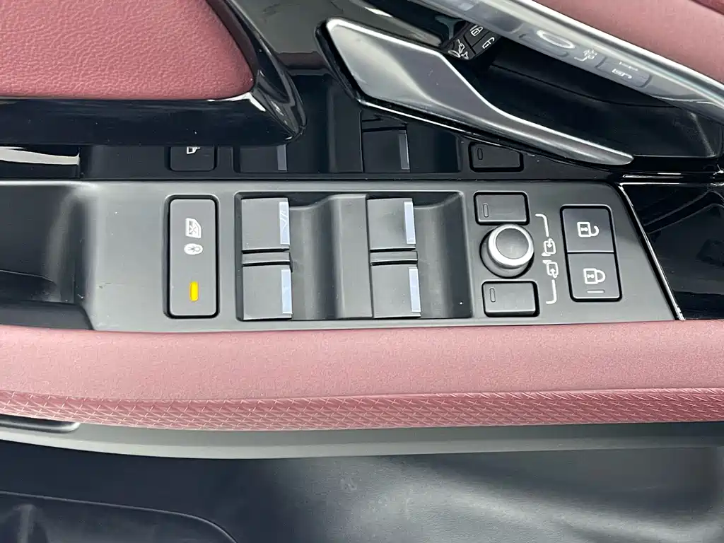 Land Rover Range Rover Evoque L 249PS R-Dynamic SE 2022 - thumbnail 15