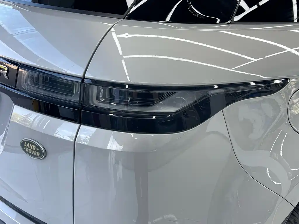 Land Rover Range Rover Evoque L 249PS R-Dynamic SE 2022 - thumbnail 22