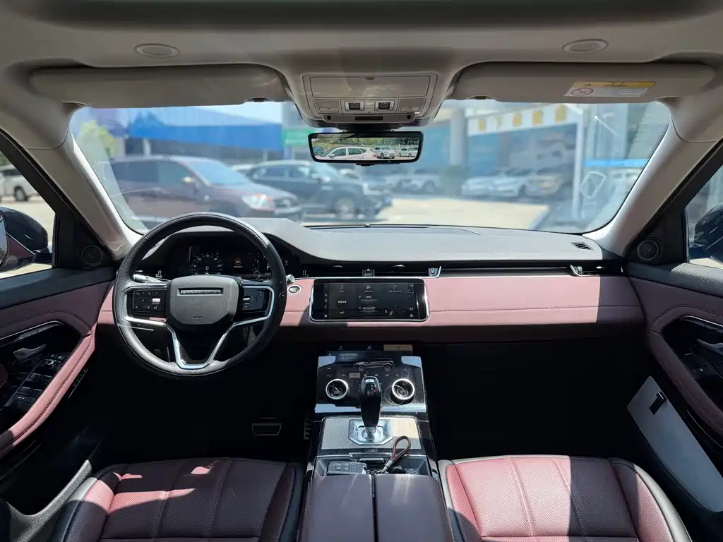 Land Rover Land Rover Range Rover Evoque L 2022 Updated 249PS R-Dynamic Luxury Edition 2023 - thumbnail 8