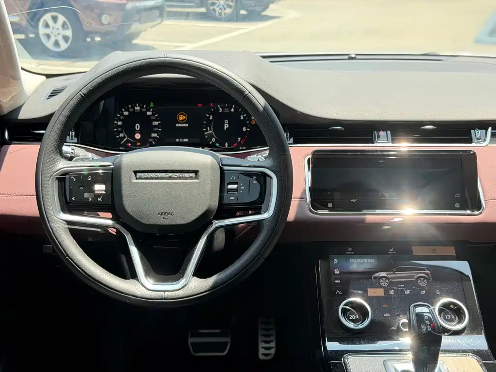 Land Rover Land Rover Range Rover Evoque L 2022 Updated 249PS R-Dynamic Luxury Edition 2023 - thumbnail 15
