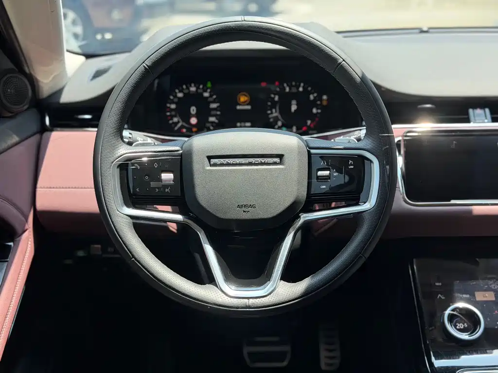 Land Rover Land Rover Range Rover Evoque L 2022 Updated 249PS R-Dynamic Luxury Edition 2023 - thumbnail 16