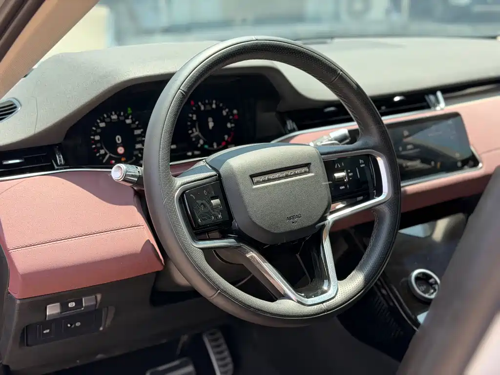 Land Rover Land Rover Range Rover Evoque L 2022 Updated 249PS R-Dynamic Luxury Edition 2023 - thumbnail 21