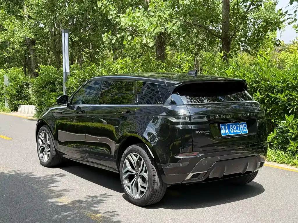 Land Rover Range Rover Evoque L 249PS R-Dynamic Luxury 2022 - thumbnail 3