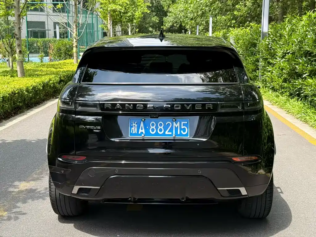 Land Rover Range Rover Evoque L 249PS R-Dynamic Luxury 2022 - thumbnail 4