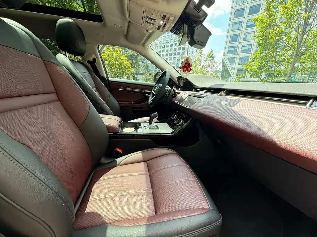 Land Rover Range Rover Evoque L 249PS R-Dynamic Luxury 2022 - thumbnail 9