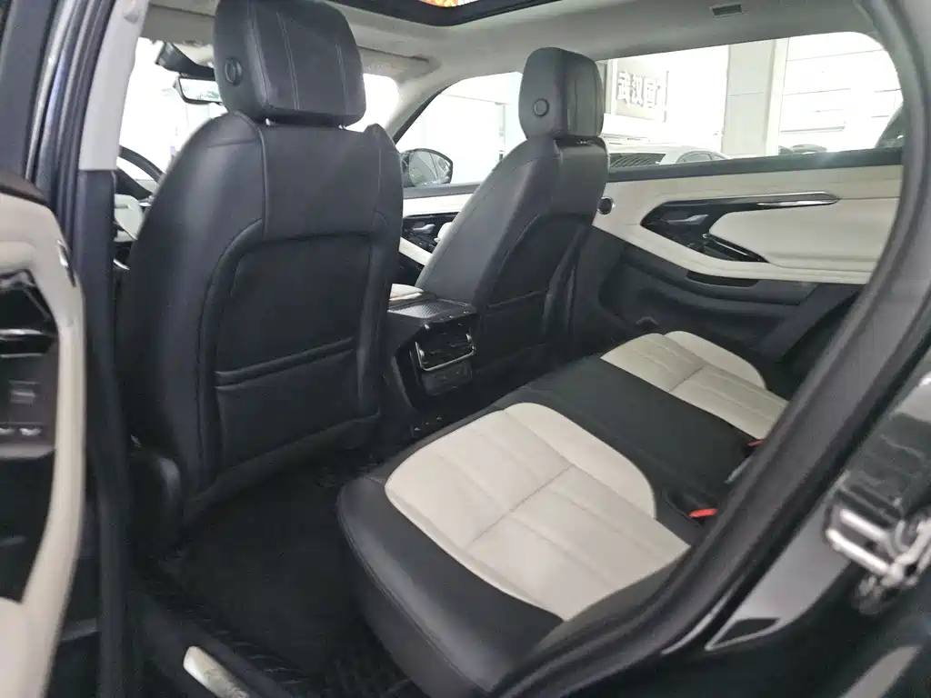 Land Rover Land Rover Range Rover Evoque L 2021 249PS R-Dynamic First Edition 2021 - thumbnail 8