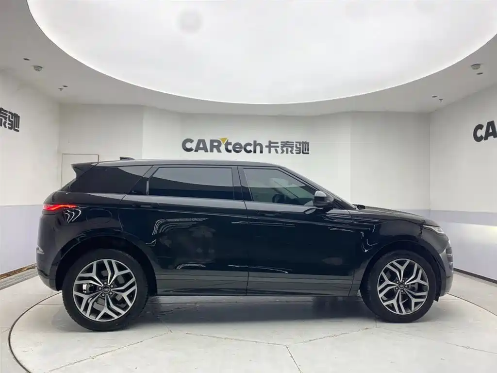 Land Rover Range Rover Evoque L 2023 249PS Luxury Edition 2023 - thumbnail 4