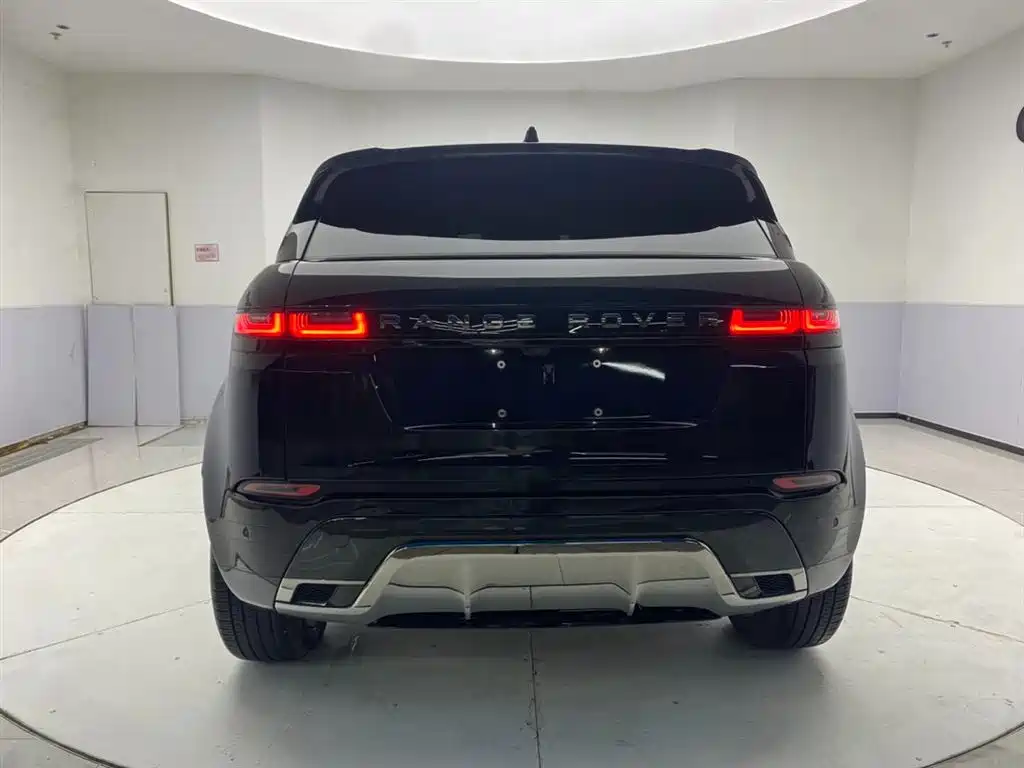 Land Rover Range Rover Evoque L 2023 249PS Luxury Edition 2023 - thumbnail 6