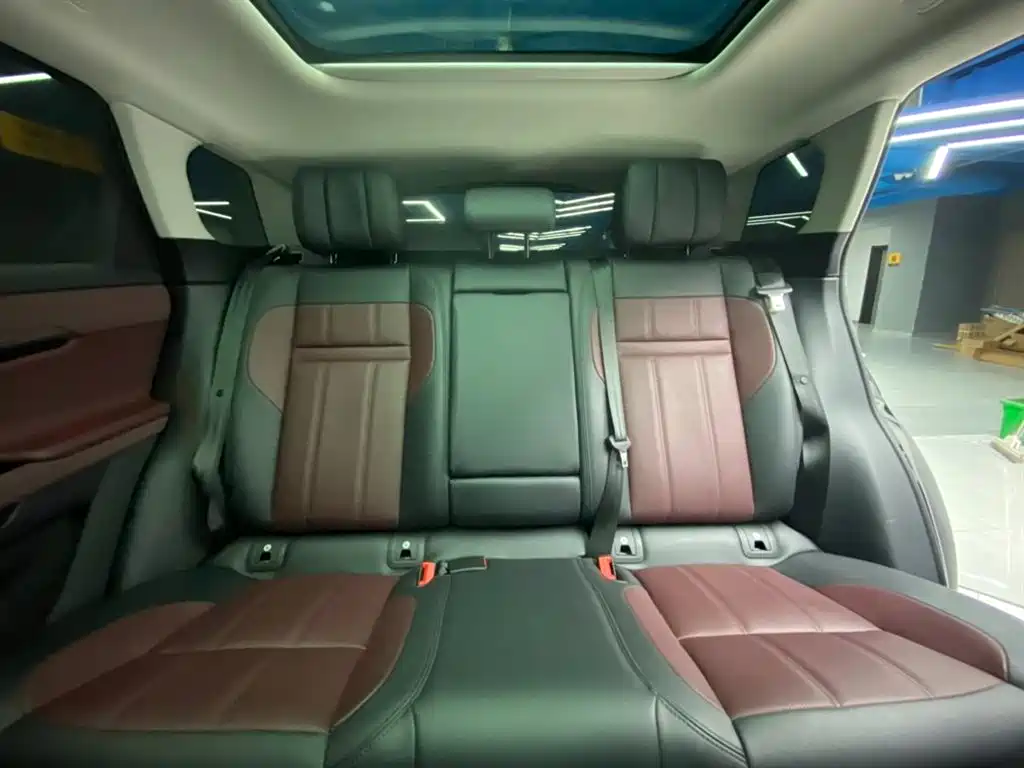 Land Rover Range Rover Evoque L 2023 249PS Luxury Edition 2023 - thumbnail 22