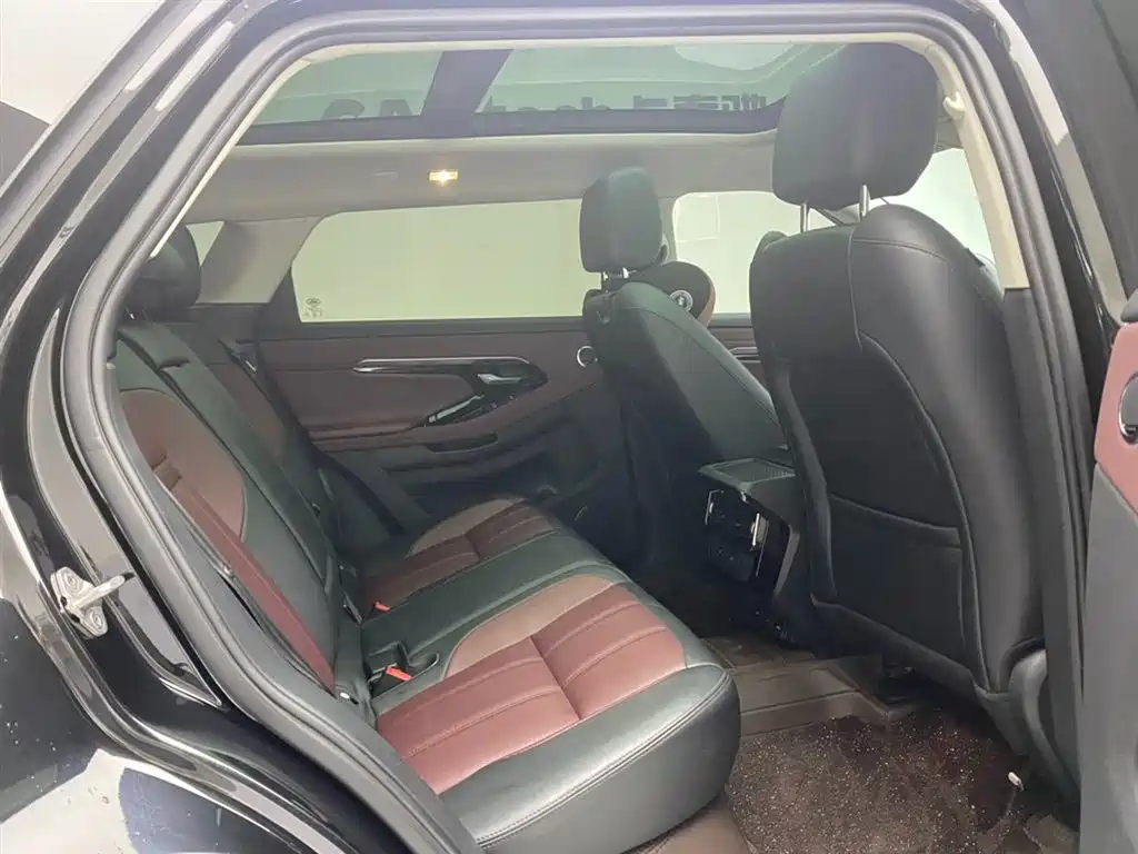 Land Rover Range Rover Evoque L 2023 249PS Luxury Edition 2023 - thumbnail 23