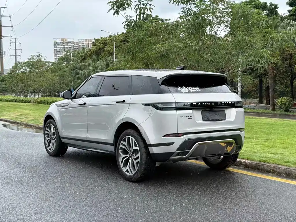 Land Rover Range Rover Evoque L 249PS Luxury Edition 2023 - thumbnail 4