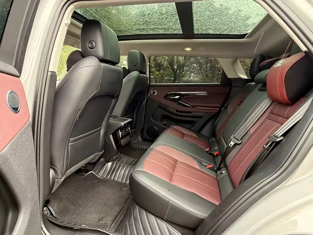 Land Rover Range Rover Evoque L 249PS Luxury Edition 2023 - thumbnail 7