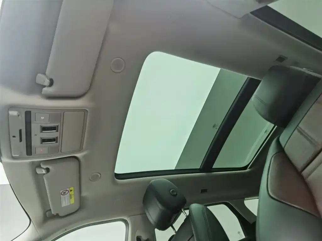 Land Rover Range Rover Evoque L 2023 249PS Luxury Edition 2023 - thumbnail 14