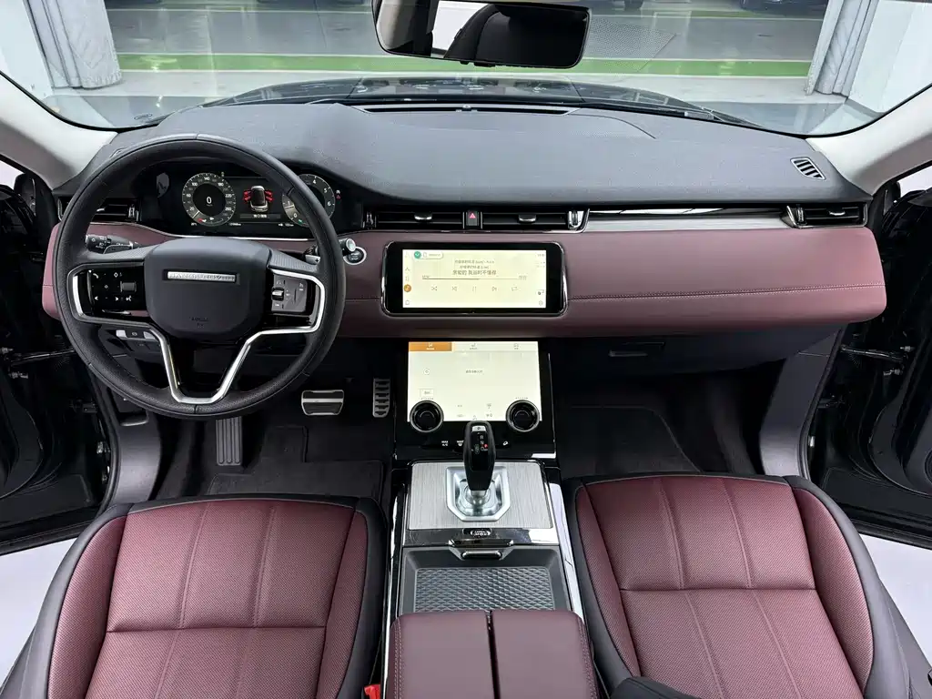 Land Rover Range Rover Evoque L 2023 249PS Luxury Edition 2024 - thumbnail 2