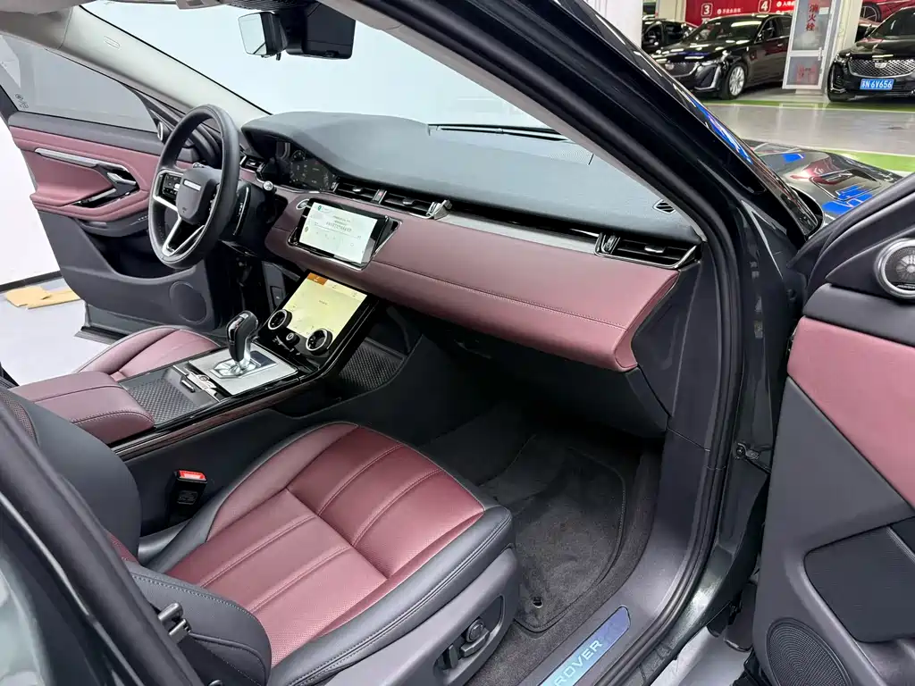 Land Rover Range Rover Evoque L 2023 249PS Luxury Edition 2024 - thumbnail 8