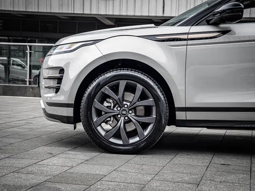 Land Rover Range Rover Evoque L 249PS Corinthian Bronze Special Edition 2024 - thumbnail 8