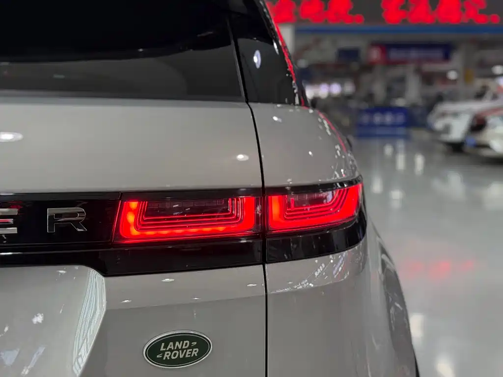 Land Rover Range Rover Evoque L 200PS R-Dynamic Standard Elite 2022 - thumbnail 9