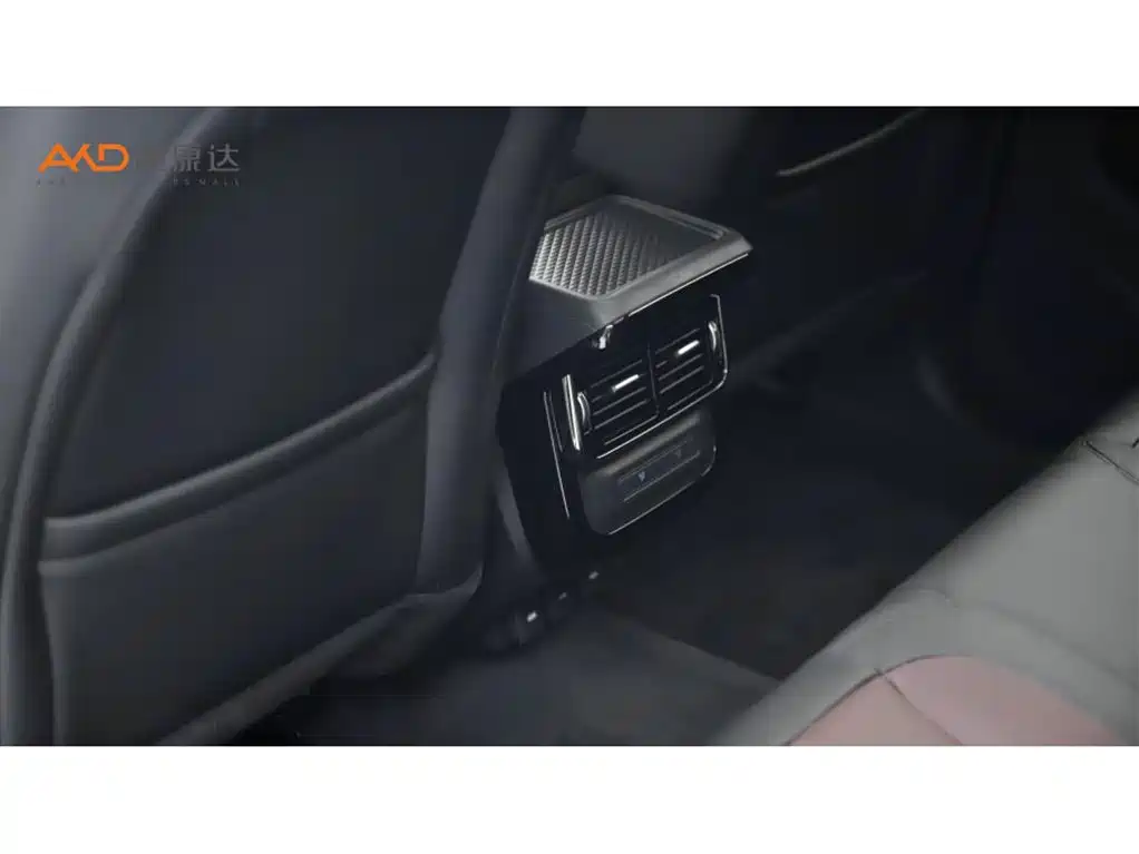 Land Rover Range Rover Evoque L 249PS R-Dynamic SE 2023 - thumbnail 8