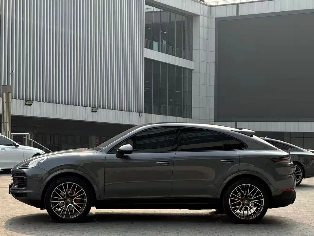 Porsche Porsche Cayenne 2022 Cayenne Coupé 3.0T 2022 - thumbnail 3