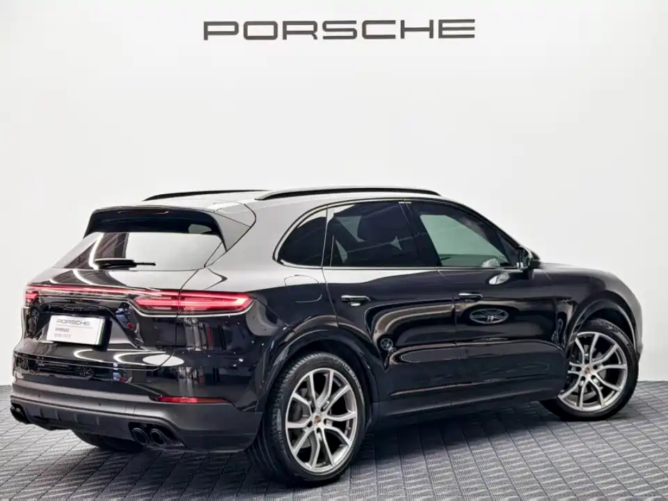Porsche 2022 Porsche Cayenne E-Hybrid 2.0T 2022 - thumbnail 6