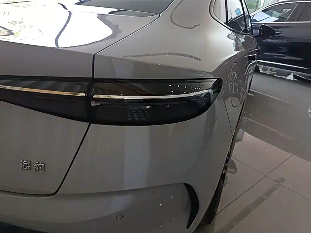 BYD BYD Seal 2025 650 Long Range 2024 - thumbnail 8
