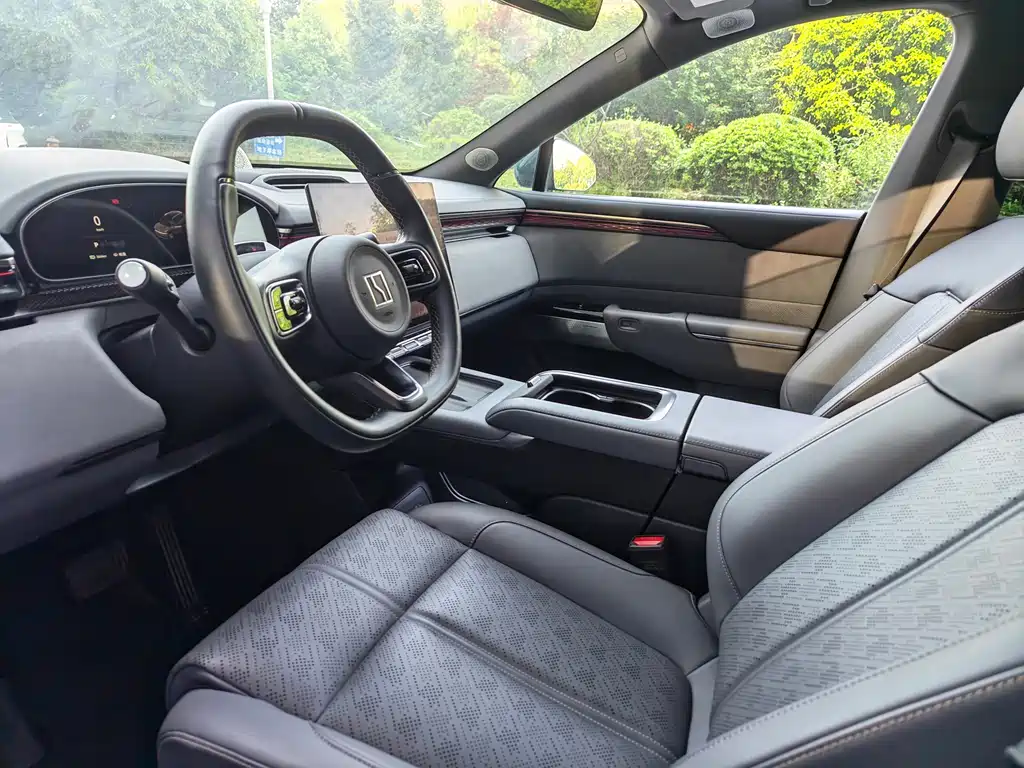 Zeekr Zeekr 7X 2025 100kWh Long Range AWD Smart Driving Edition 2024 - thumbnail 3