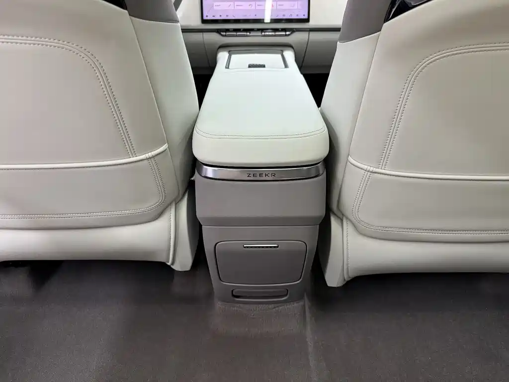 Zeekr Zeekr 7X 2025 100kWh Long Range AWD Intelligent Driving Edition 2024 - thumbnail 15