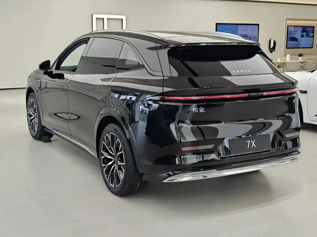 Zeekr Zeekr 7X 2025 100kWh Long Range RWD Intelligent Driving Edition 2024 - thumbnail 3
