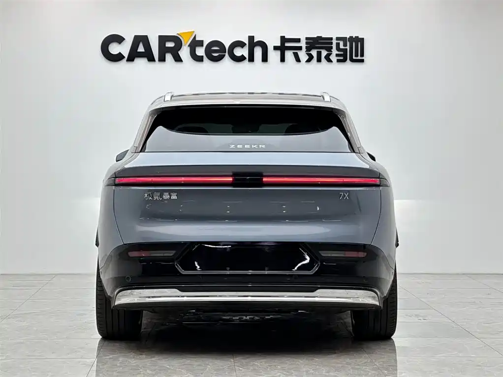 Zeekr Zeekr 7X 2025 100kWh Long Range AWD Smart Driving Edition 2025 - thumbnail 4