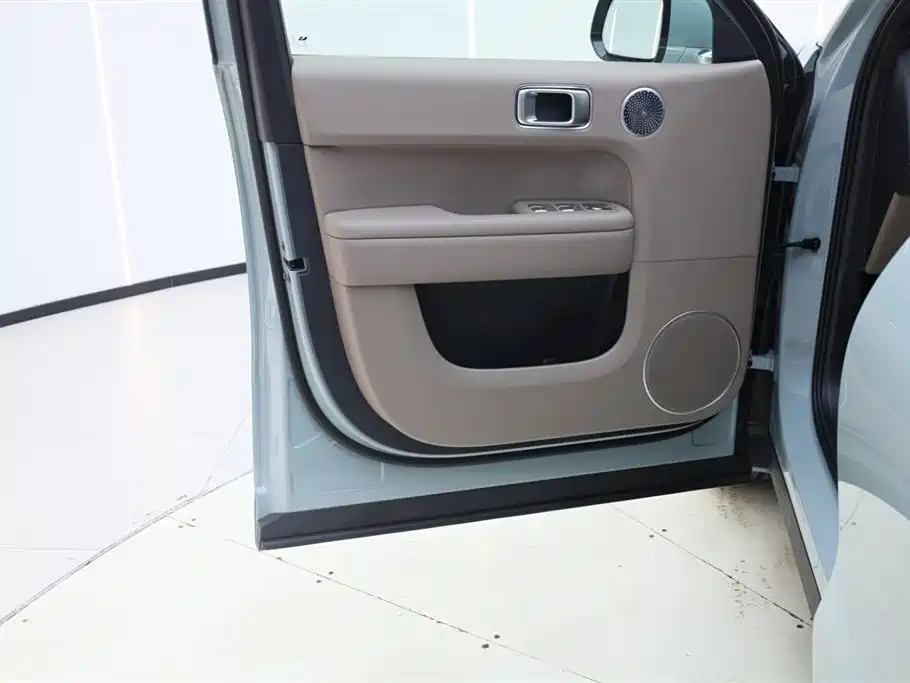Li Auto Li Auto L6 2025 Pro Smart Refresh Edition 2025 - thumbnail 3