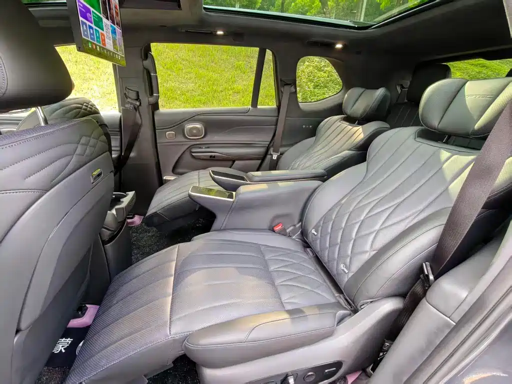 GAC Hyper Hyper HL 2025 700 Ultra 6-Seater AWD LiDAR Edition 2025 - thumbnail 10