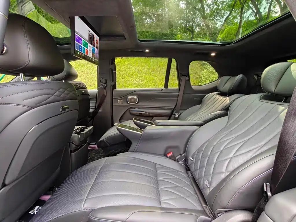 GAC Hyper Hyper HL 2025 700 Ultra 6-Seater AWD LiDAR Edition 2025 - thumbnail 12