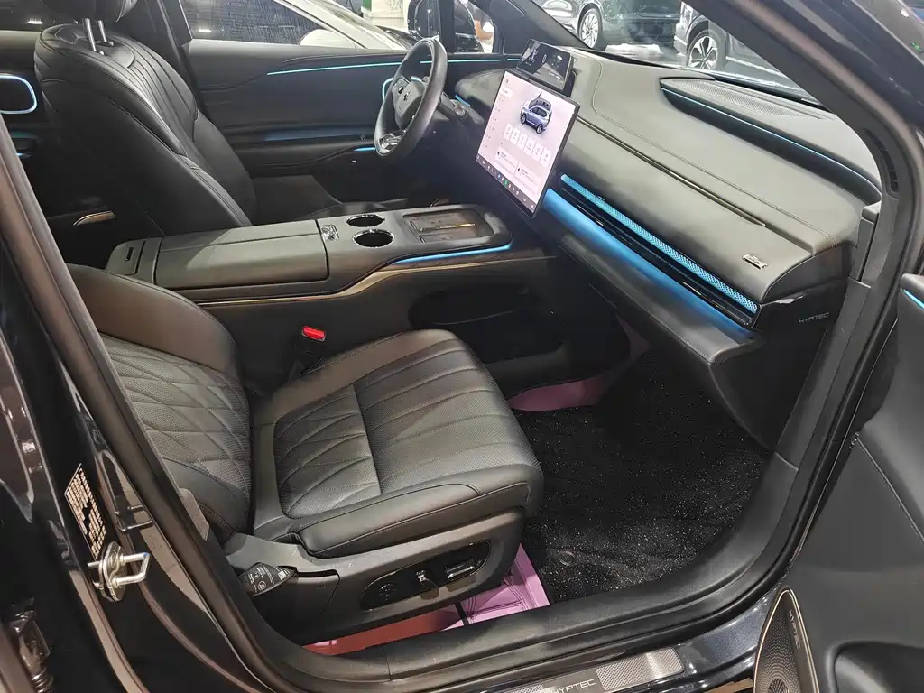 GAC Hyper Hyper HL 2025 700 Ultra 6-Seater AWD LiDAR Edition 2025 - thumbnail 16