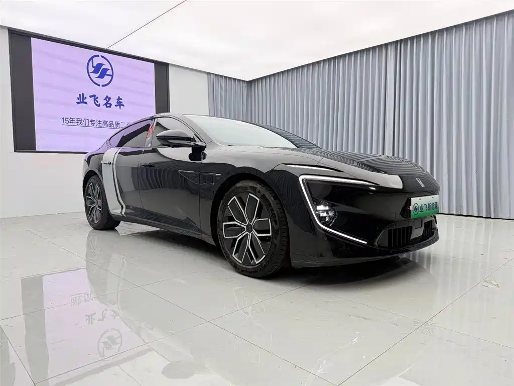 Avatr Avatr 12 700 RWD Luxury Edition 2024 - thumbnail 3