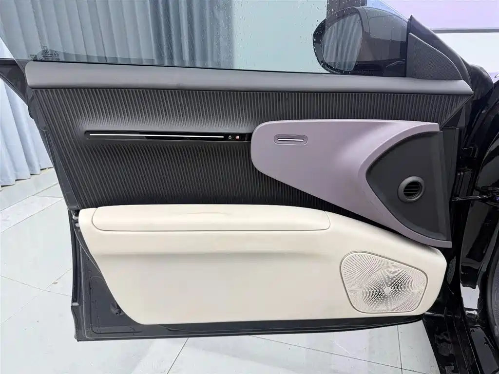 Avatr Avatr 12 700 RWD Luxury Edition 2024 - thumbnail 8