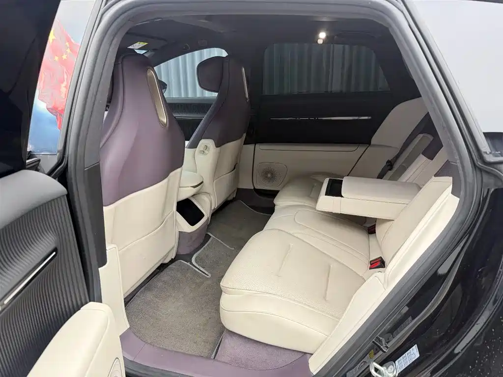Avatr Avatr 12 700 RWD Luxury Edition 2024 - thumbnail 9