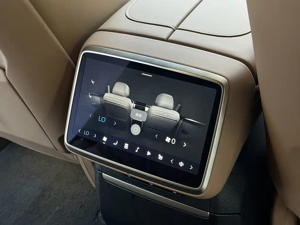 Onvo Onvo L90 2025 Max 6-Seater 2025 - thumbnail 11
