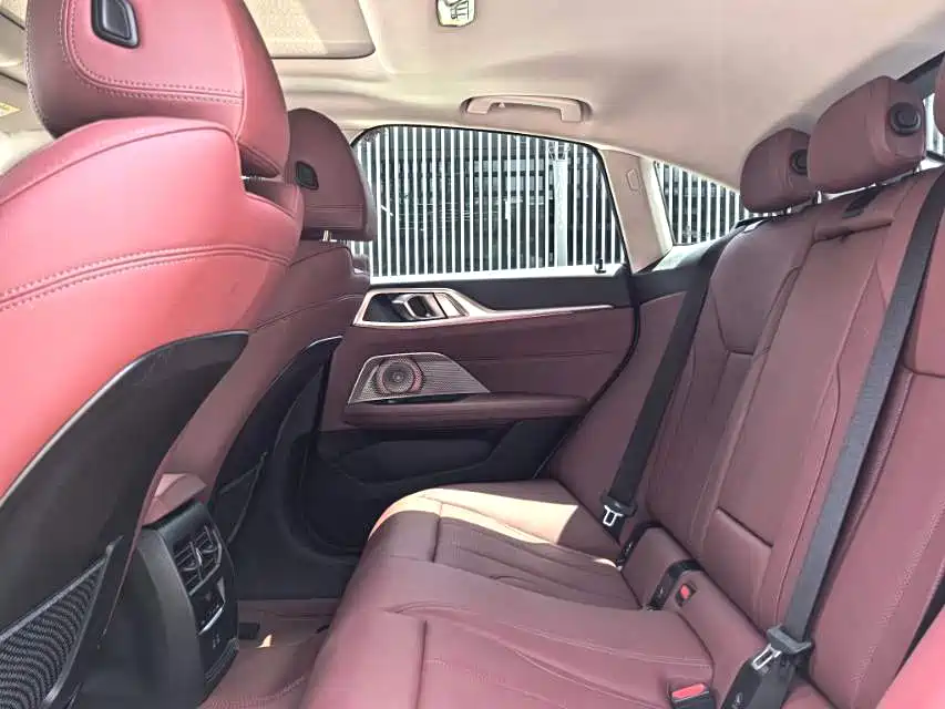 BMW BMW i4 2023 eDrive35 2024 - thumbnail 5