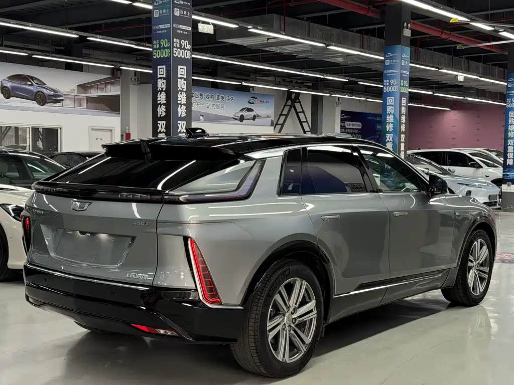 Cadillac Cadillac LYRIQ 2022 RWD Long Range Luxury Edition 2023 - thumbnail 9