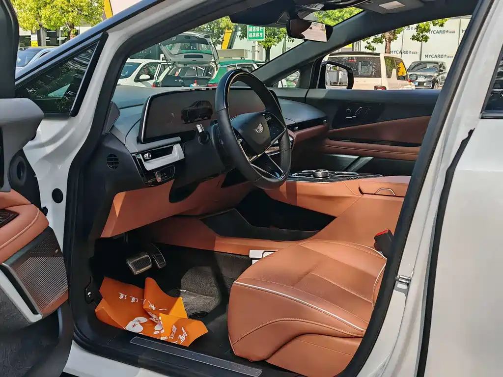 Cadillac IQ Aoge 2024 AWD Long Range 2024 - thumbnail 8