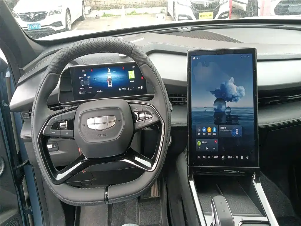 Geely Auto Geely Boyue COOL 1.5TD Smart Link+ 2023 - thumbnail 6